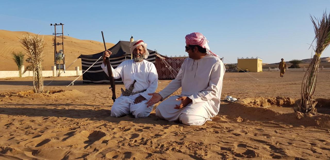 ホテル Al Hawiyah Camp エクステリア 写真