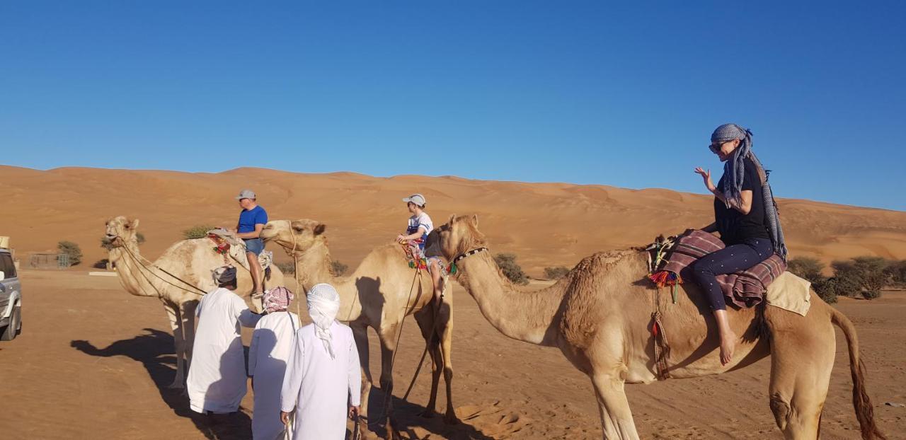 ホテル Al Hawiyah Camp エクステリア 写真