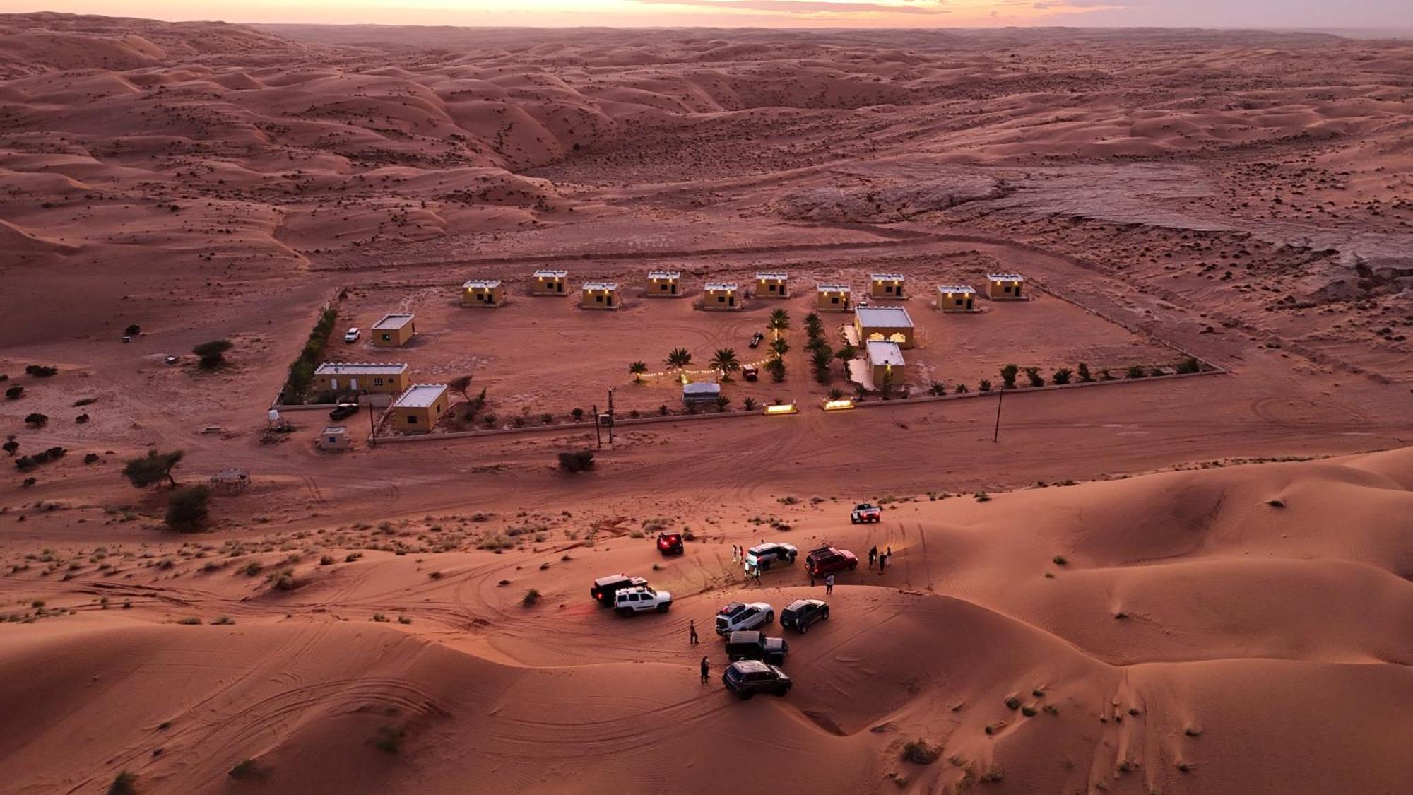 ホテル Al Hawiyah Camp エクステリア 写真